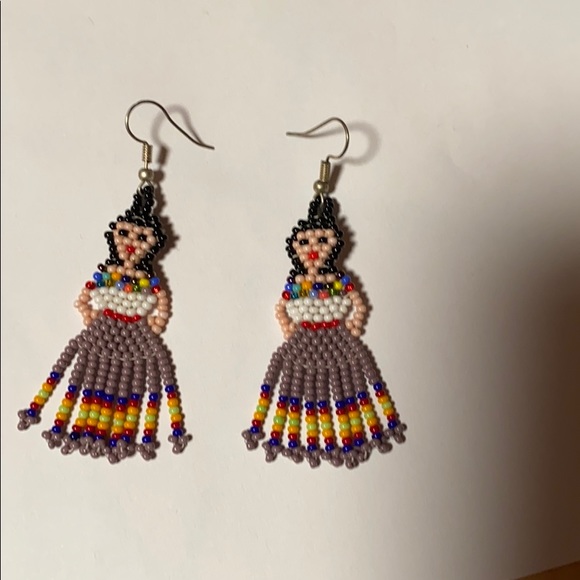 Earrings - Picture 2 of 3